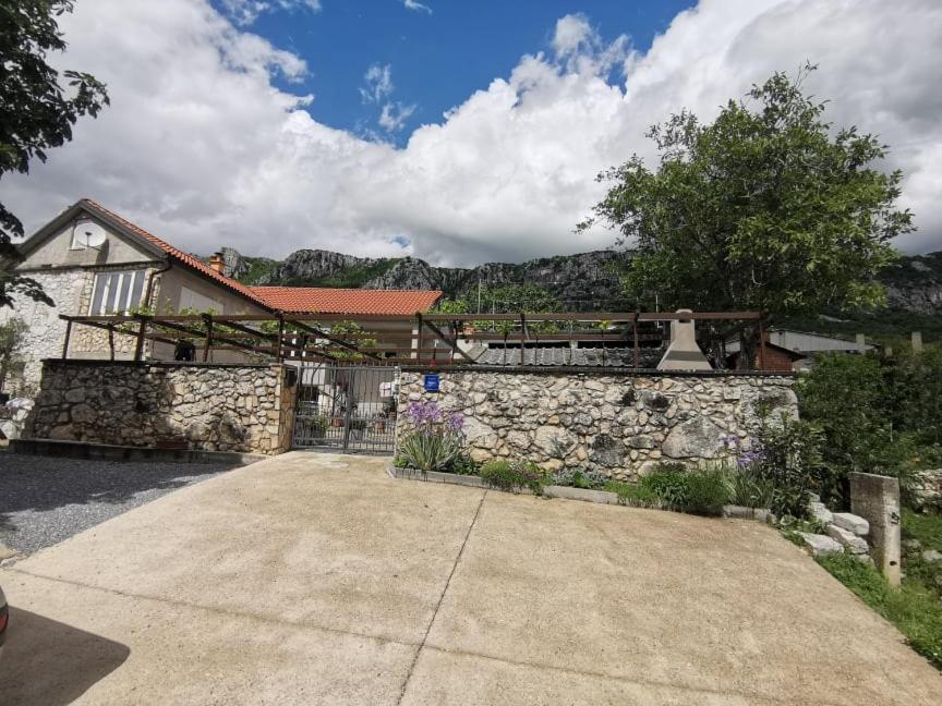 Apartman Ane - Bribir Bribir  Bagian luar foto